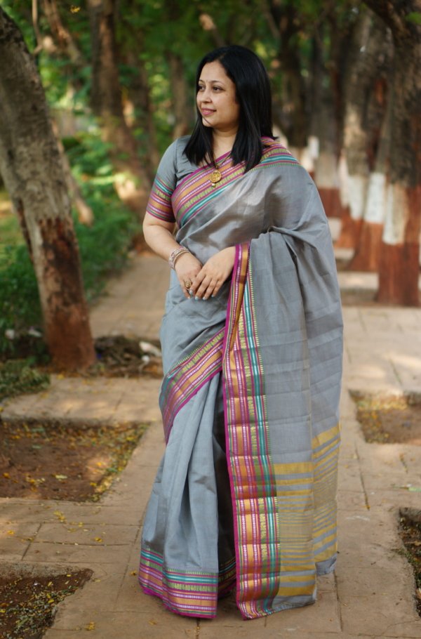 Gray Raw Silk Saree - Image 3