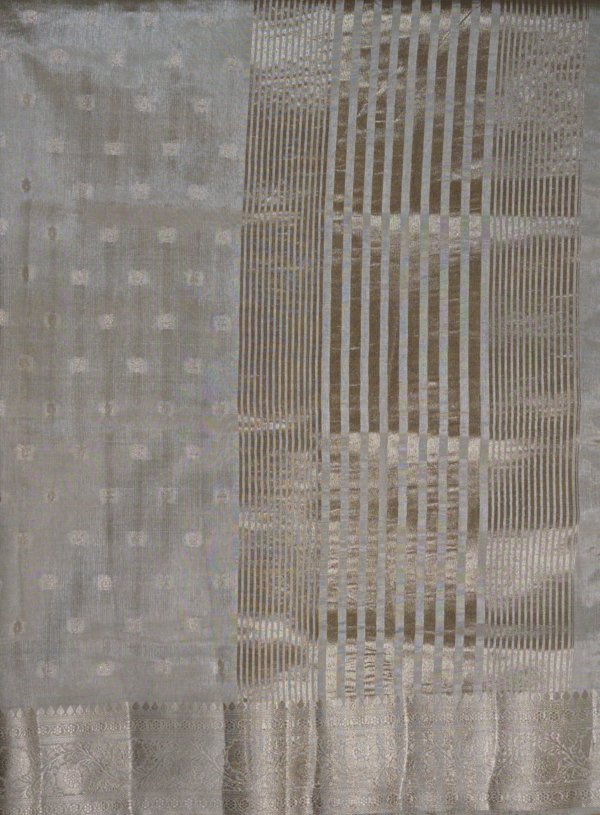 Light Silver Raw Silk Saree - Image 2