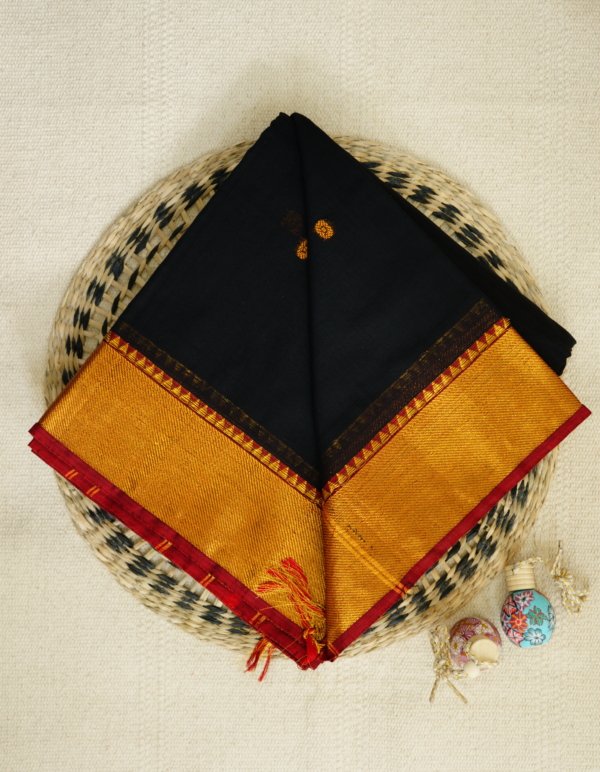 Black Narayanpet Golden Zari Border Saree - Image 3