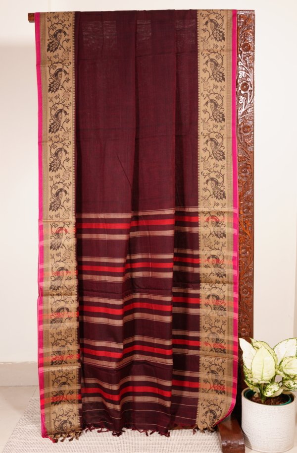 Dark Maroon Narayanpet Peacock Border Saree - Image 3