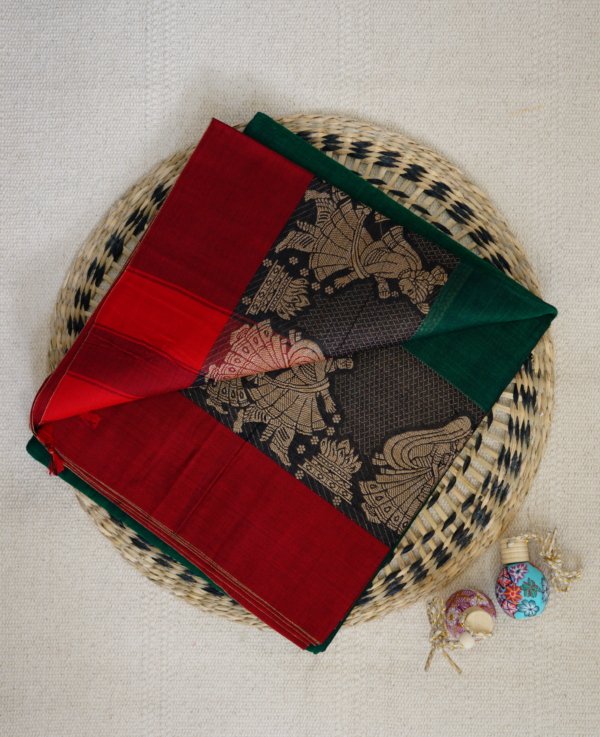 Green Narayanpet Traditional Figures Border Saree - Image 2