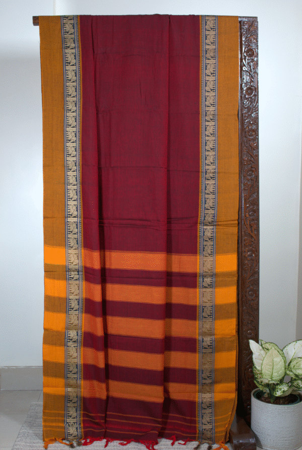 Maroon Narayanpet Elephant Border Saree - Image 3