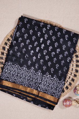 Black Soft Silk Leaf Pattern Saree