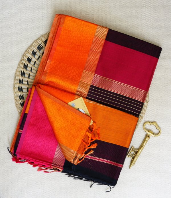 Black Maheshwari Ganga Jamuna Border Saree - Image 4