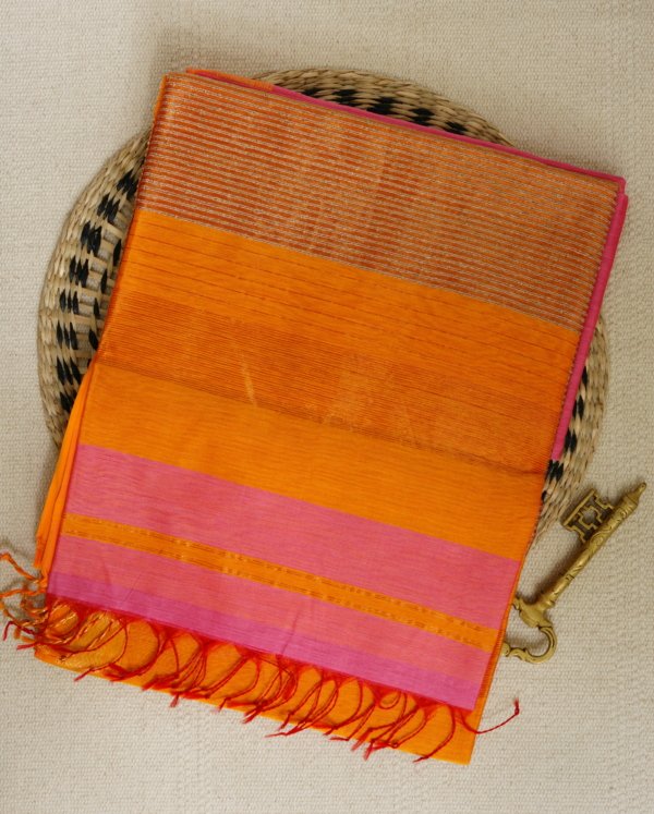Bright Pink Maheshwari Kosa Silk Pallu Saree - Image 3