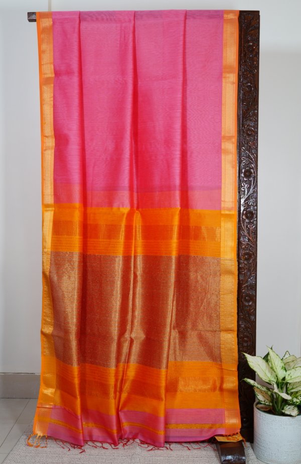 Bright Pink Maheshwari Kosa Silk Pallu Saree