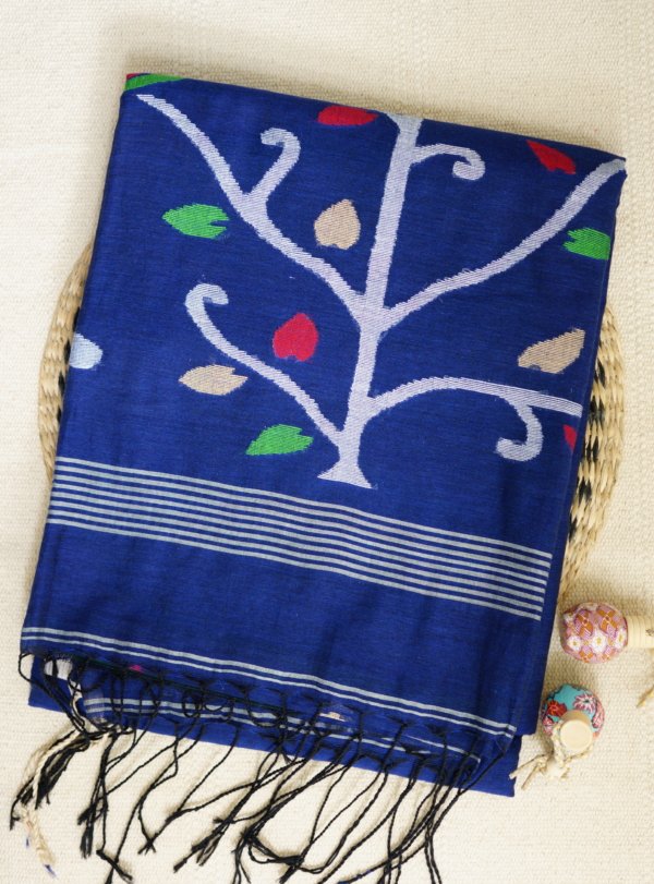 Indigo Jamdani Peacock Pallu Handloom Saree - Image 4
