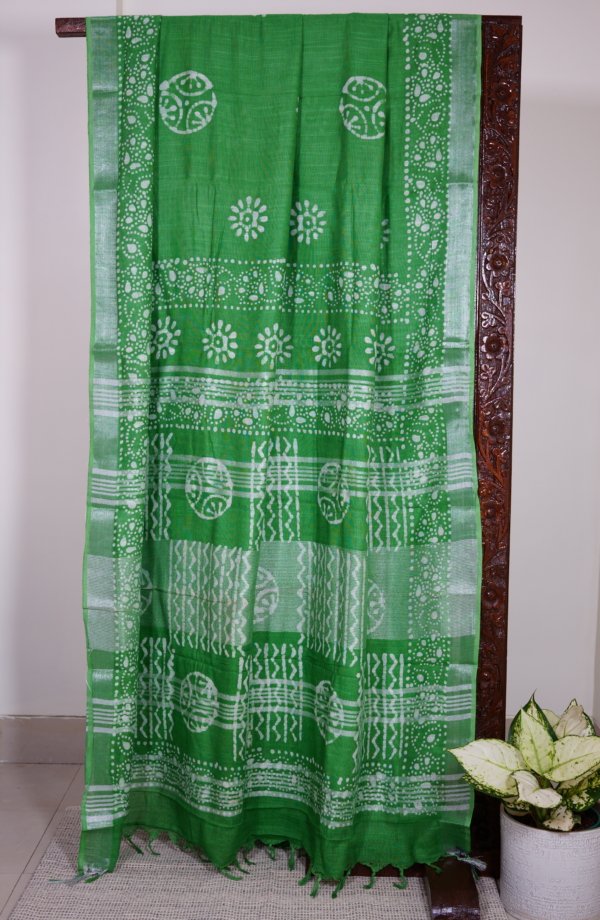 Green Linen Saree - Image 3