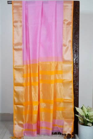 Light Pink Maheshwari Golden Border Saree