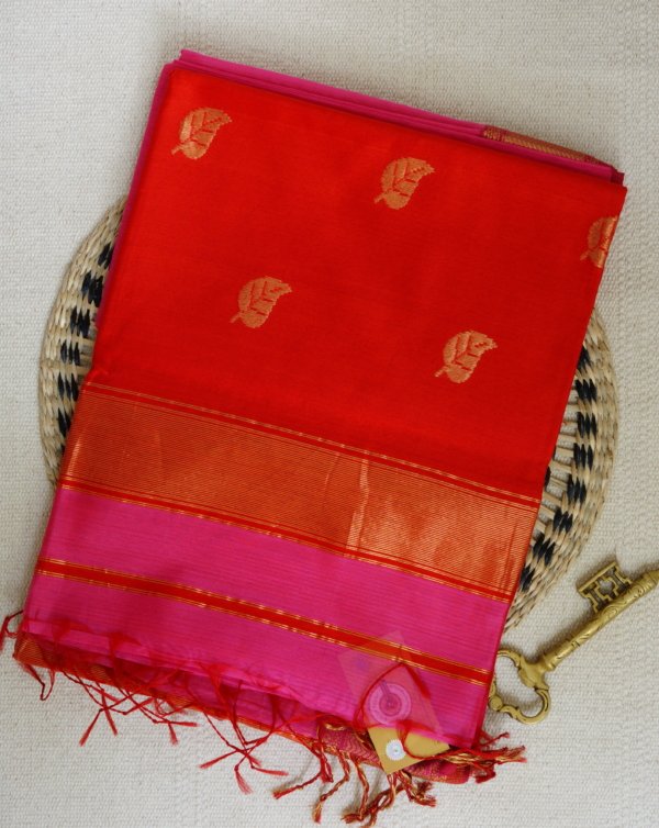 Rani Pink Maheshwari with Leaf Butta Saree - Image 3