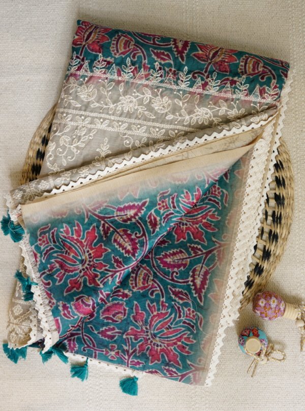 Teal Canvas Cotton Saree - Image 3